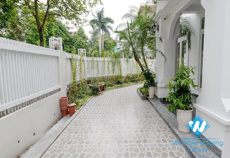 High quality house with modern furniture for rent in Ciputra, Tay Ho, Ha Noi